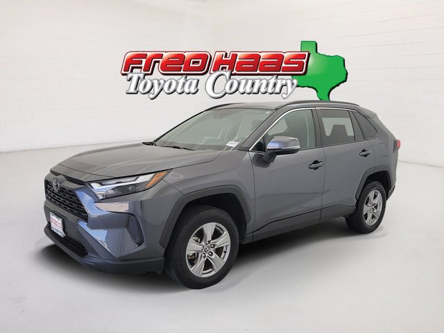 Pre-Owned 2025 Toyota RAV4 XLE