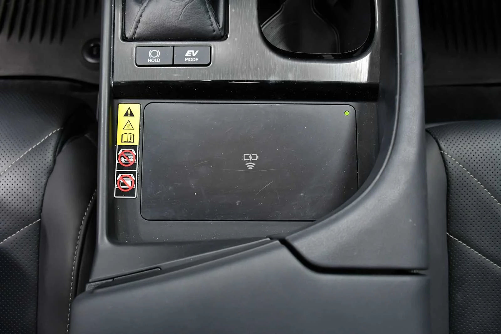 Used 2024 Eminent White Pearl Lexus Ultra Luxury image 21