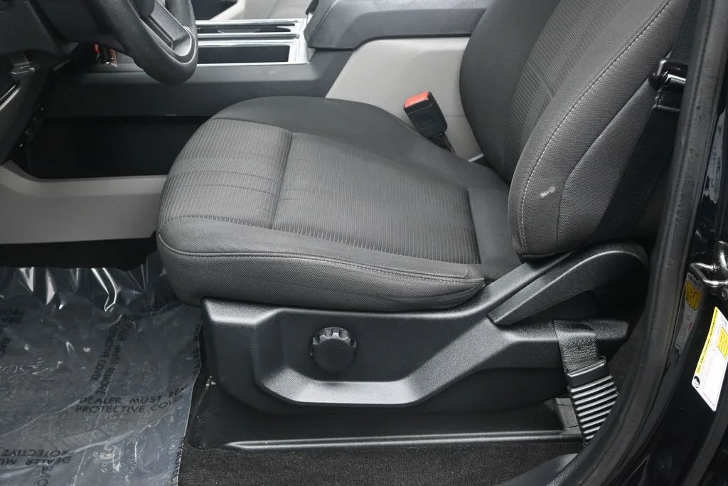Used 2019 Black Metallic Ford XL image 14