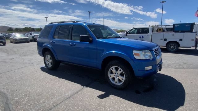 Used 2010 Blue Ford XLT image 2