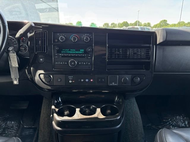 Used 2020 Summit White GMC Explorer Limited SE image 23