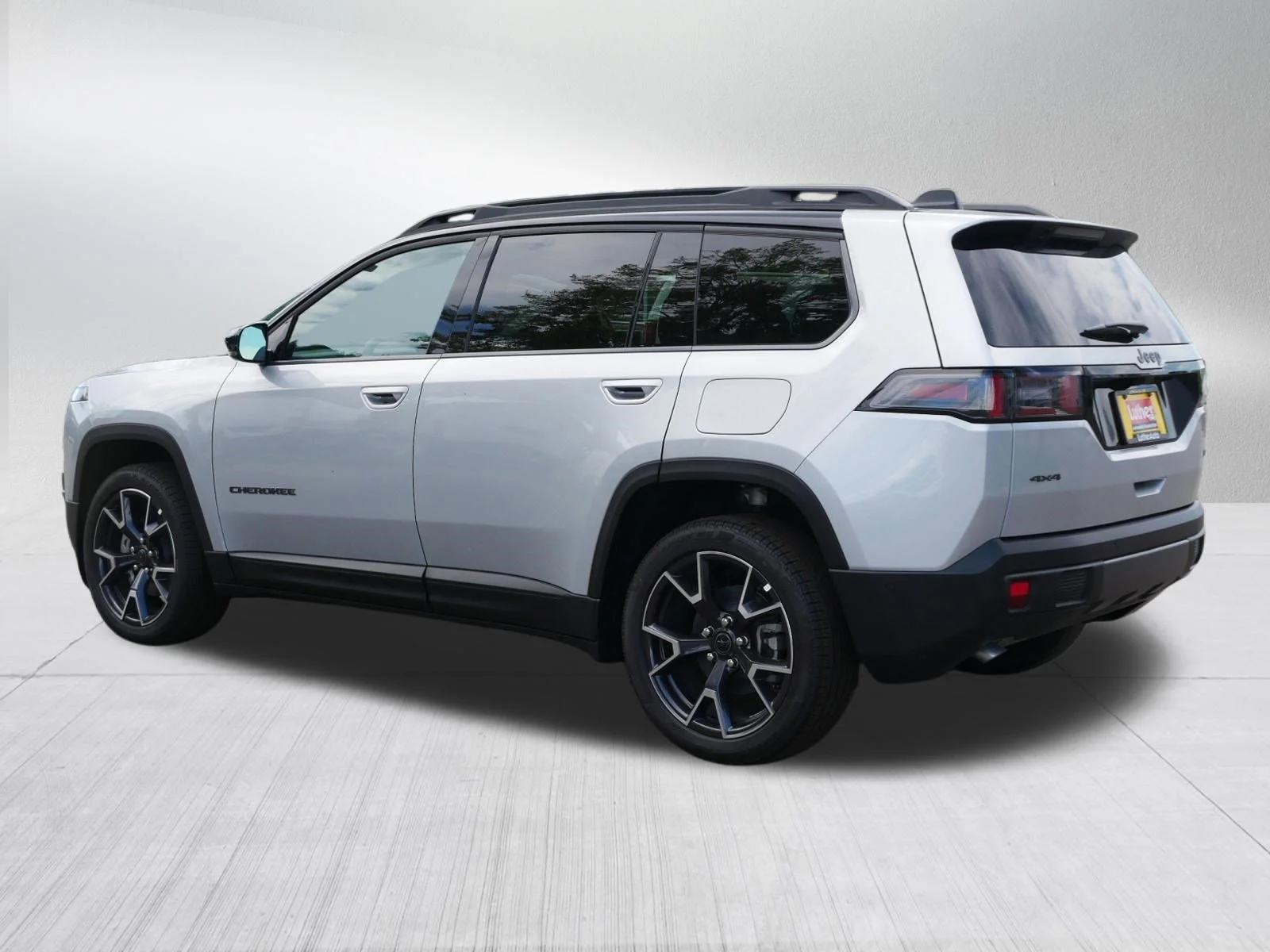 New 2026 Silver Zynith Clear-Coat Exterior Paint Jeep Overland image 5