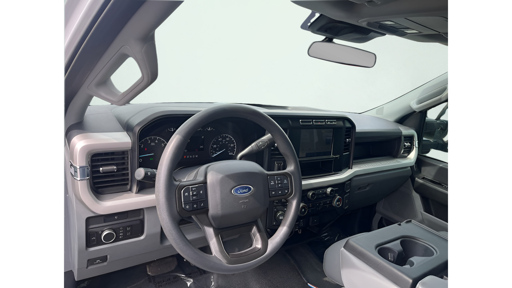 Used 2023 White Ford XL image 11