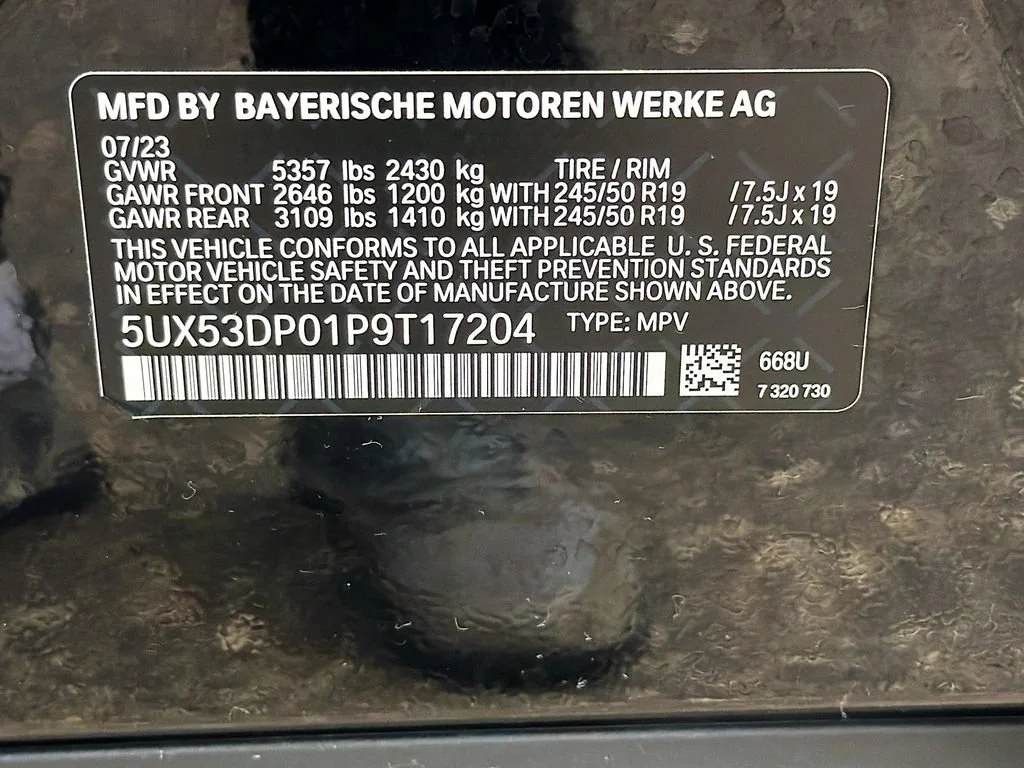 Used 2023  BMW xDrive30i image 35