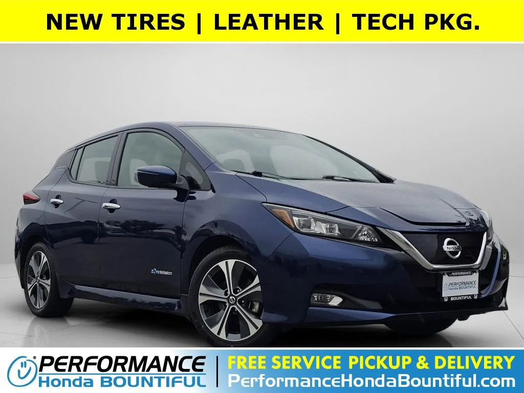 2018 Nissan Leaf SL's photo
