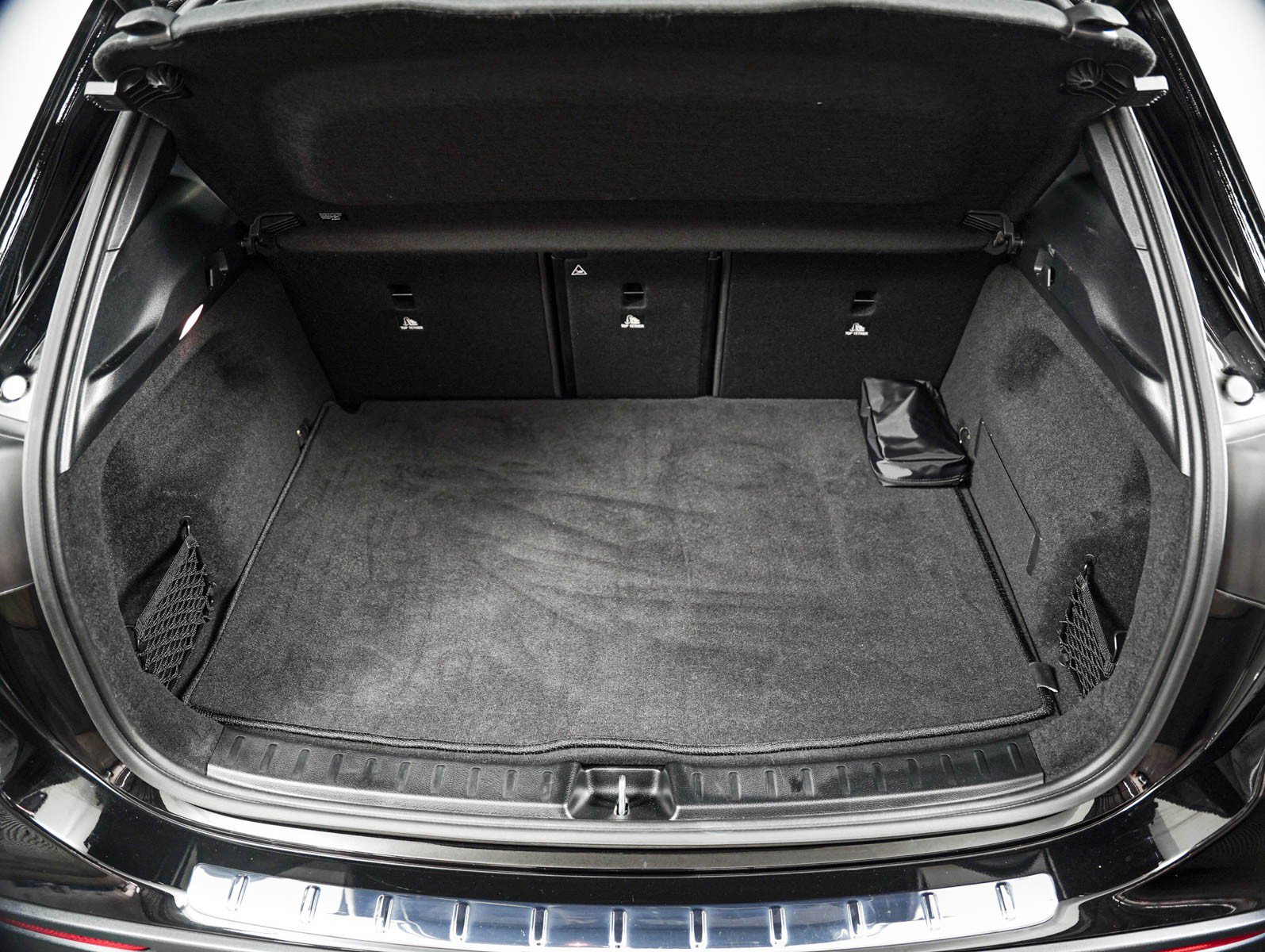Certified Used 2025 Night Black Mercedes-Benz GLA 250 image 5