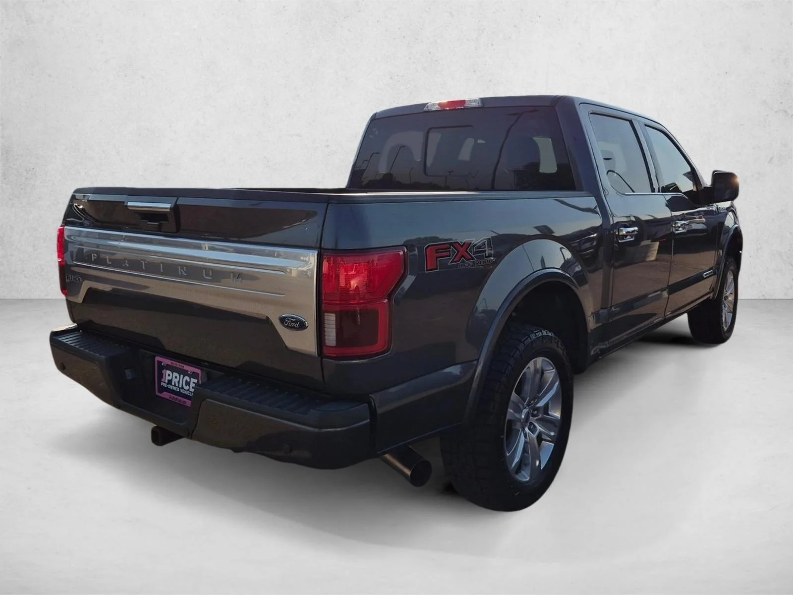 Certified Used 2018 Magnetic Metallic Ford Platinum image 5