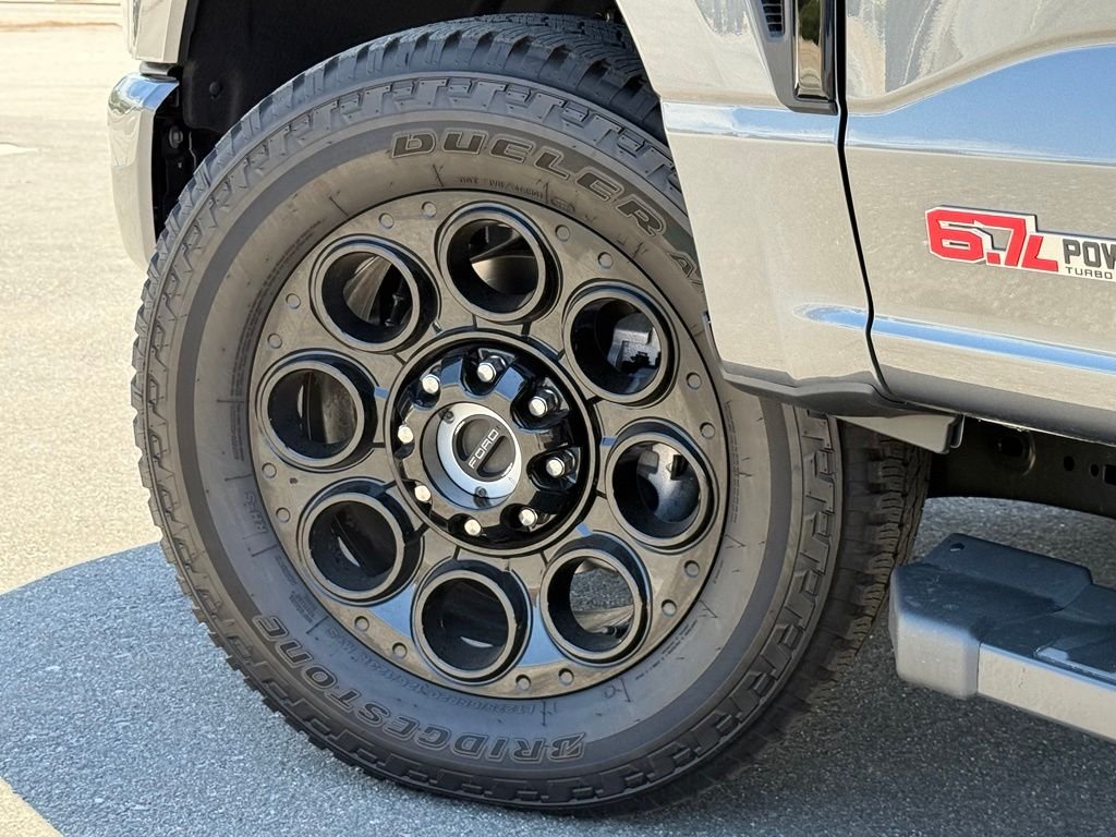 New 2026 Carbonized Gray Metallic Ford F-250® Lariat® image 16