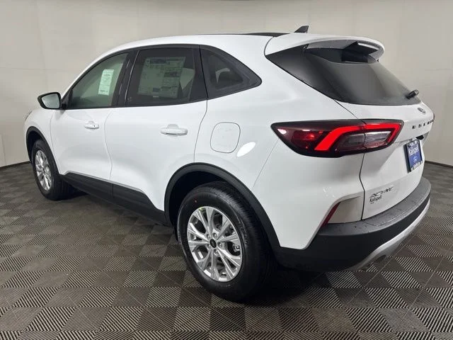 New 2026 Oxford White Ford Active image 6