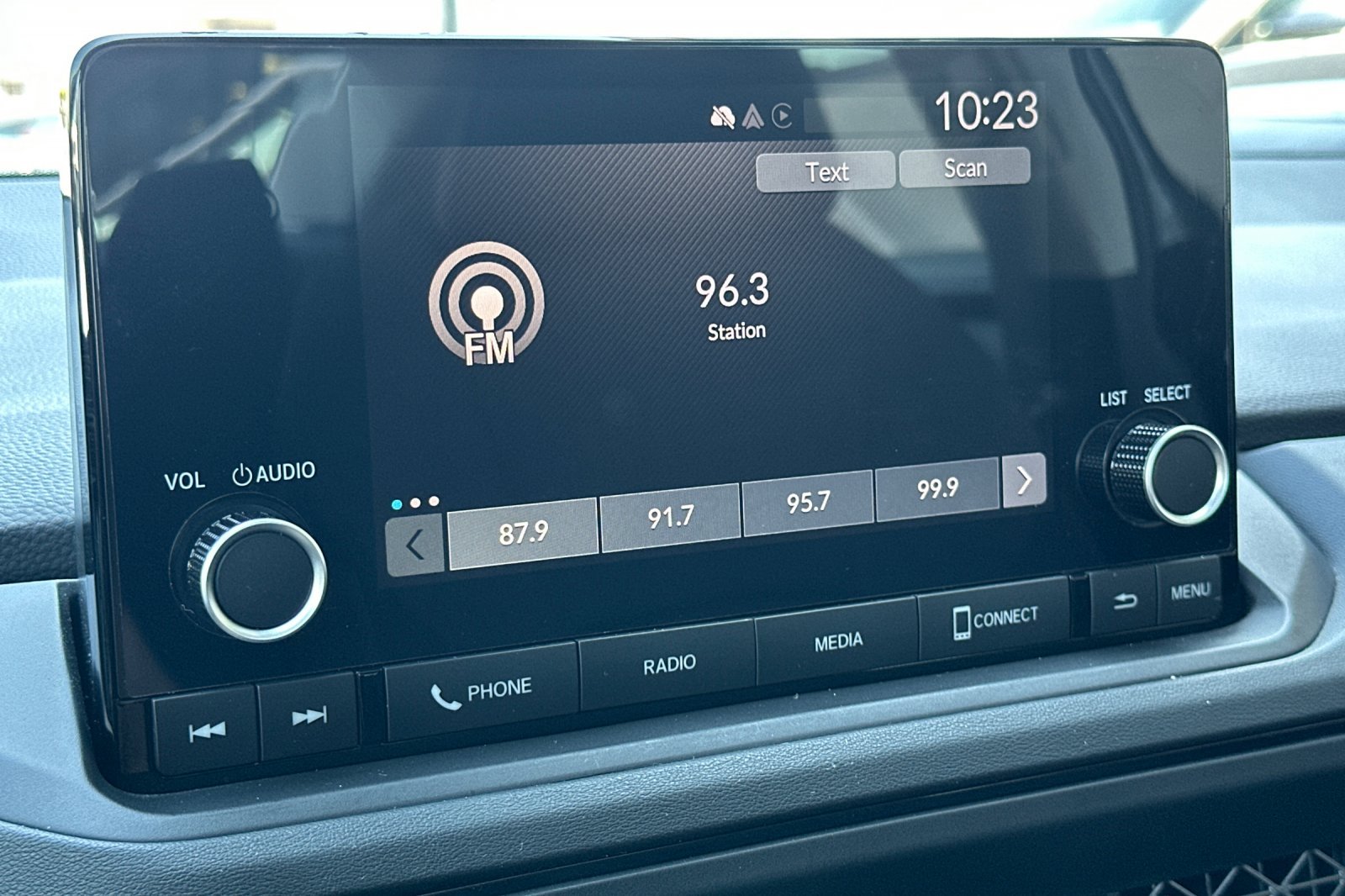 2023 Honda Accord EX - Photo 19