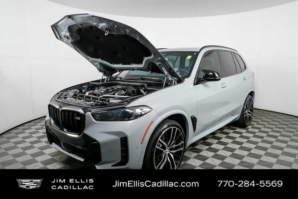Used 2025 Brooklyn Grey Metallic BMW M60i image 34