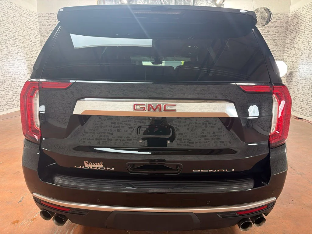 Used 2022 Onyx Black GMC Denali image 6