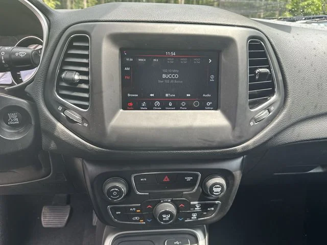 Used 2019 Red Jeep Latitude image 15