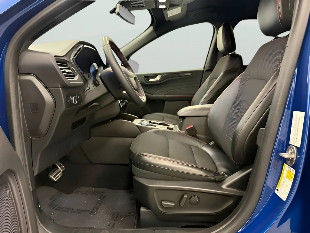 Used 2023 Blue Ford ST-Line Elite image 13
