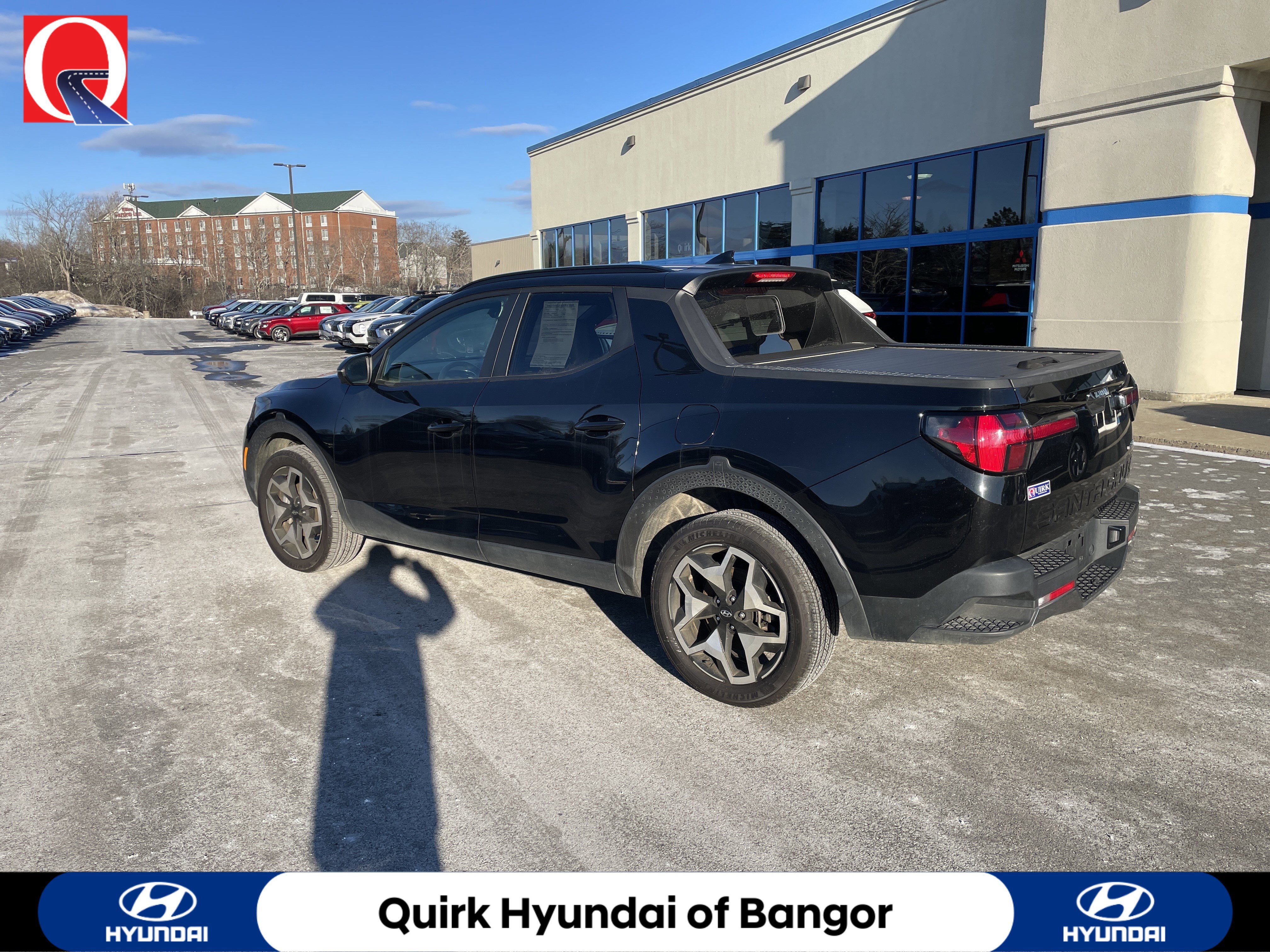 Used 2024 Phantom Black Hyundai Limited image 3