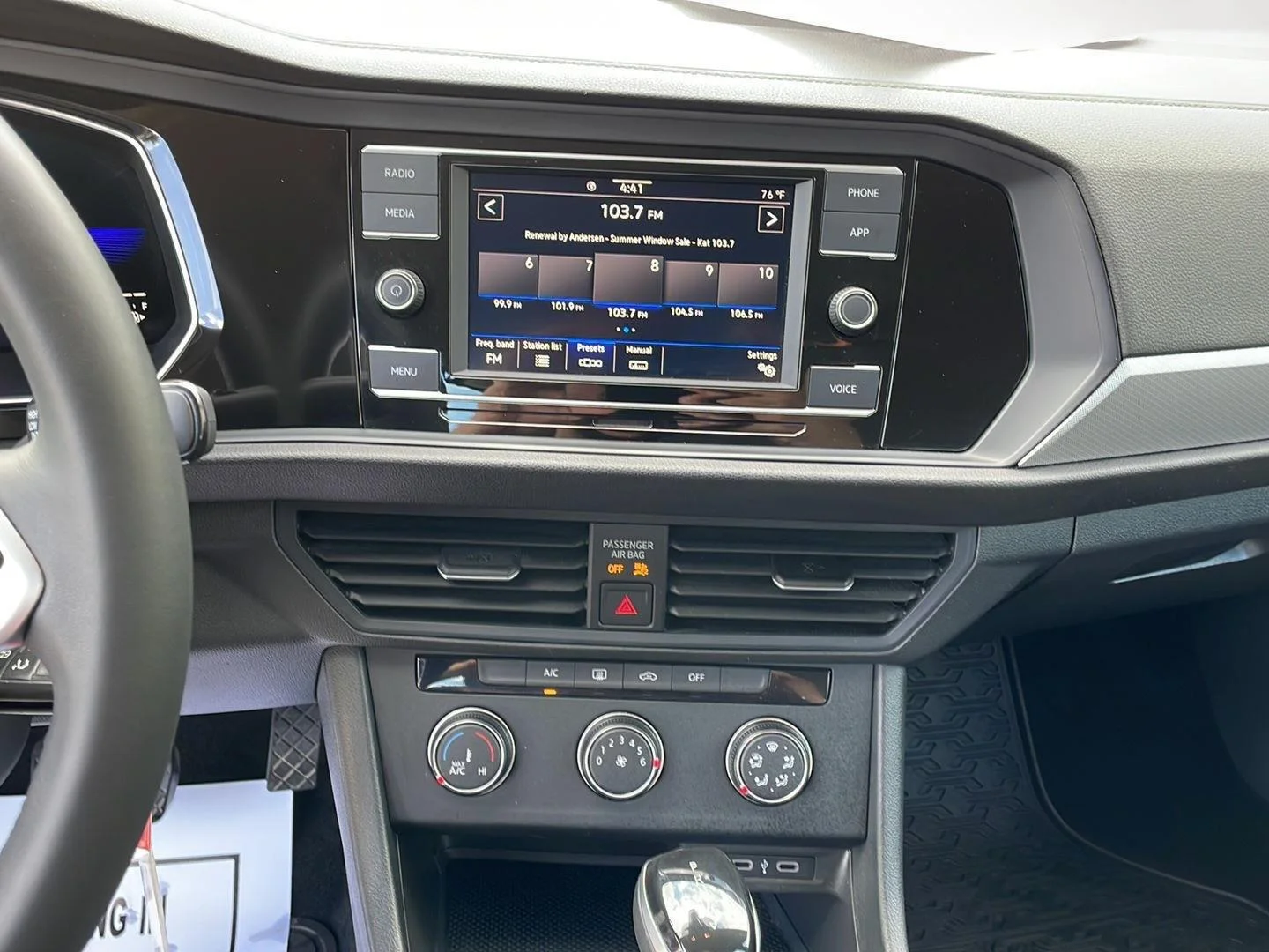 Used 2022 Platinum Gray Metallic Volkswagen S image 6