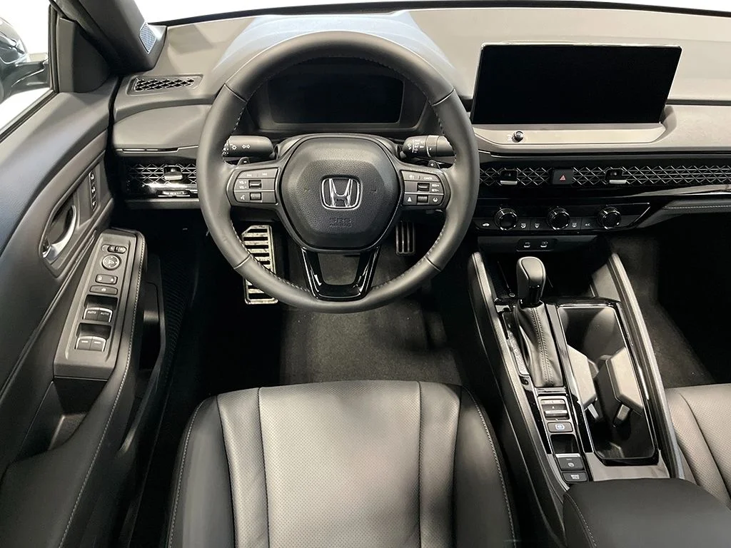 New 2026 Platinum White Pearl Honda Sport-L image 23