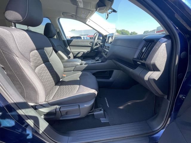 Used 2025 Blue Nissan SV image 14