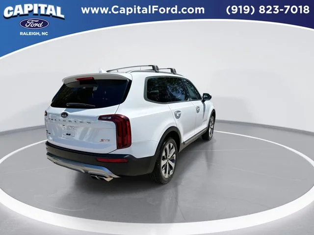 Used 2021 White Kia S image 8
