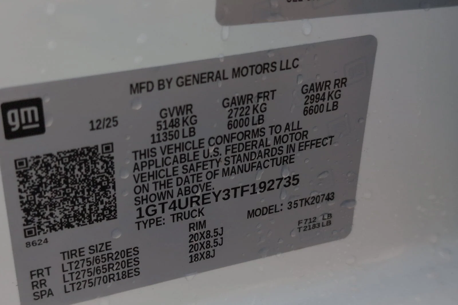 New 2026 Summit White GMC Denali image 29