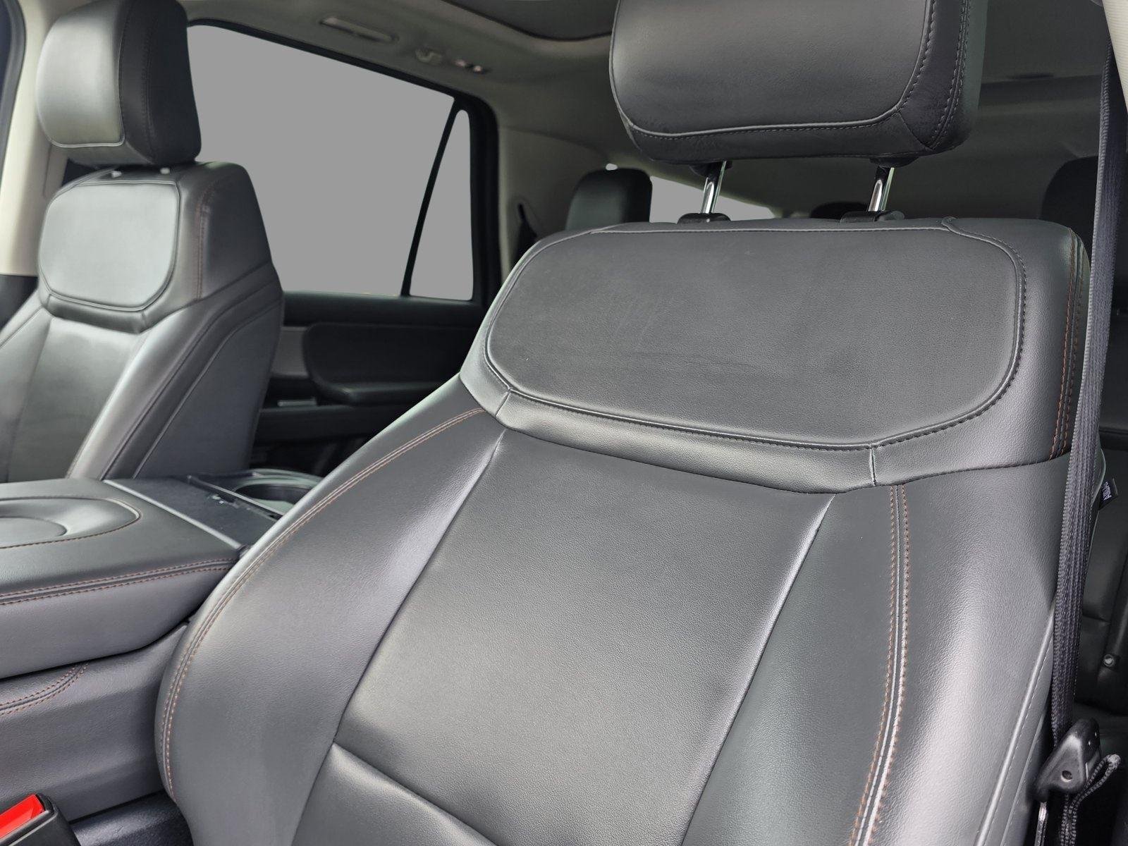 Used 2025 Agate Black Ford Active image 24