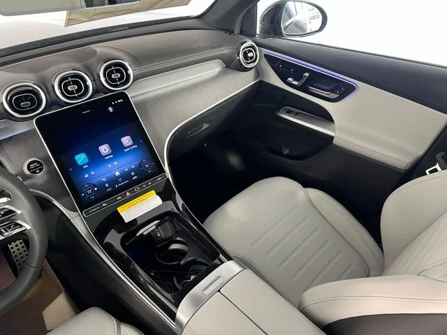 New 2026 Graphite Grey Metallic Mercedes-Benz GLC 300 image 35