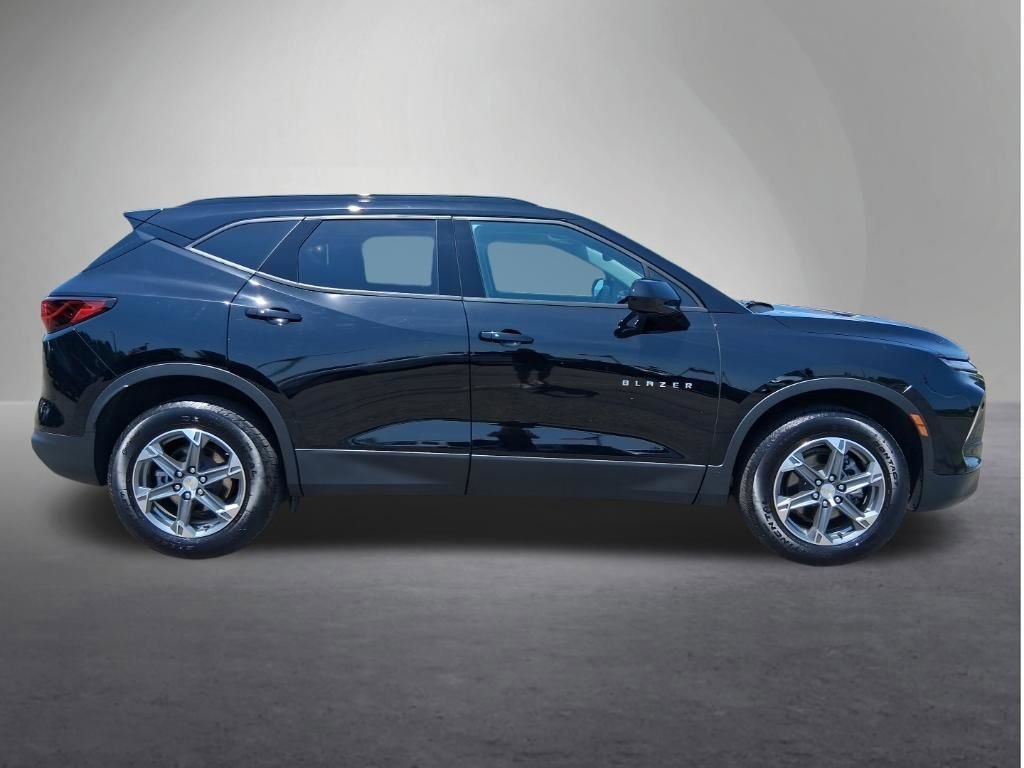 Used 2024 Chevrolet Blazer 2LT with VIN 3GNKBHR44RS165828 for sale in Red Wing, Minnesota