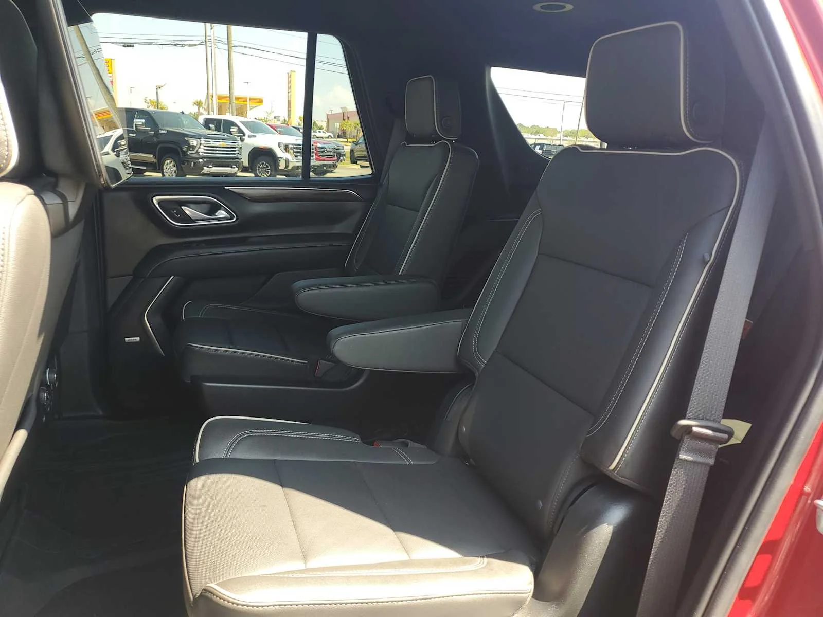 2024 Chevrolet Tahoe Premier - Photo 14