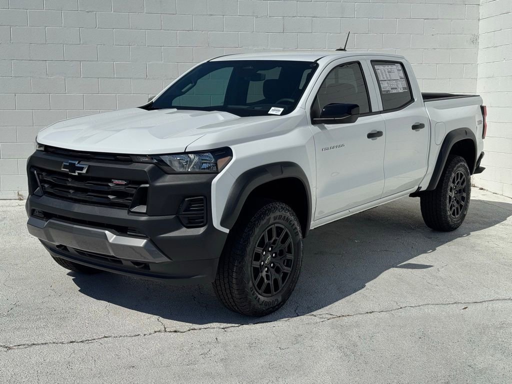New 2026 Summit White Chevrolet Trail Boss image 9