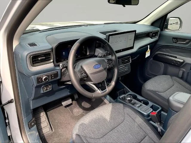 New 2025 Space White Metallic Ford XLT image 21