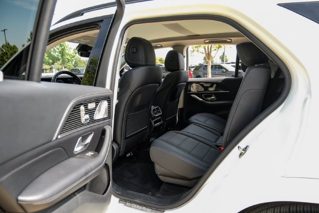 Used 2024 White Mercedes-Benz GLE 580 image 50