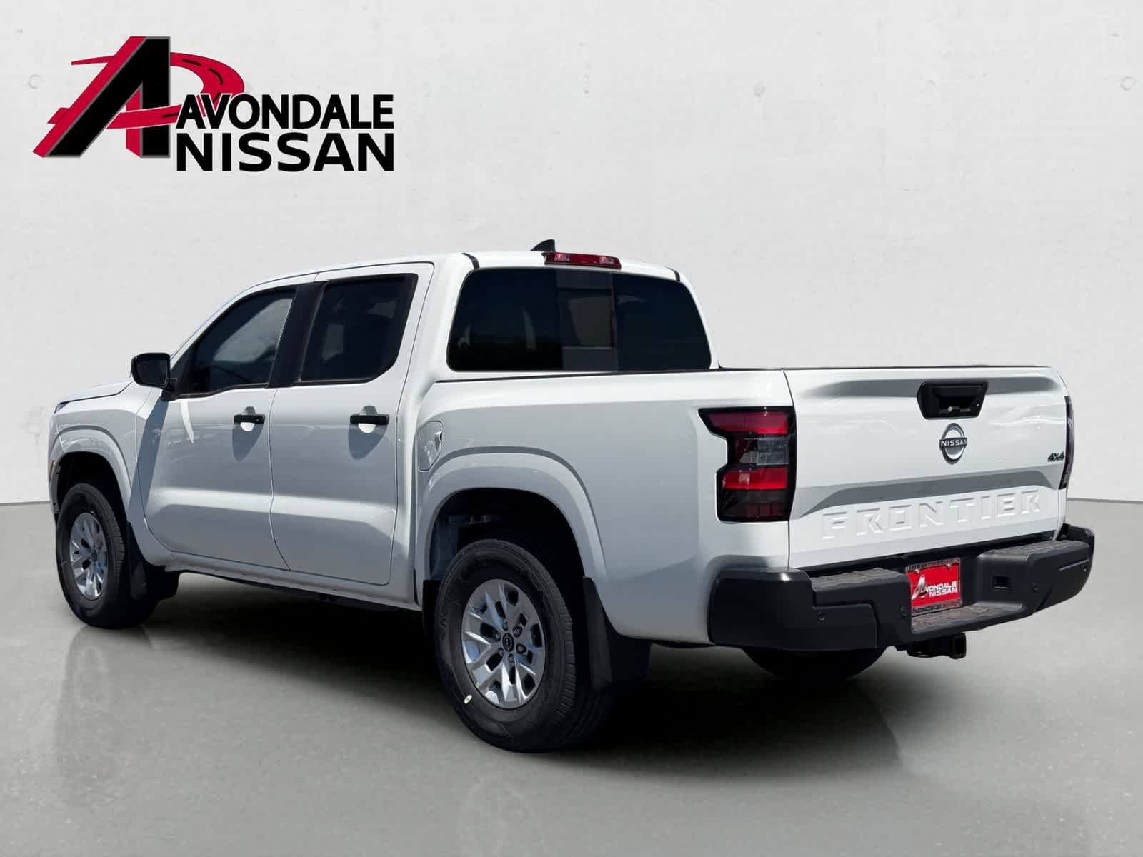 New 2026 Glacier White Nissan Crew Cab S image 4