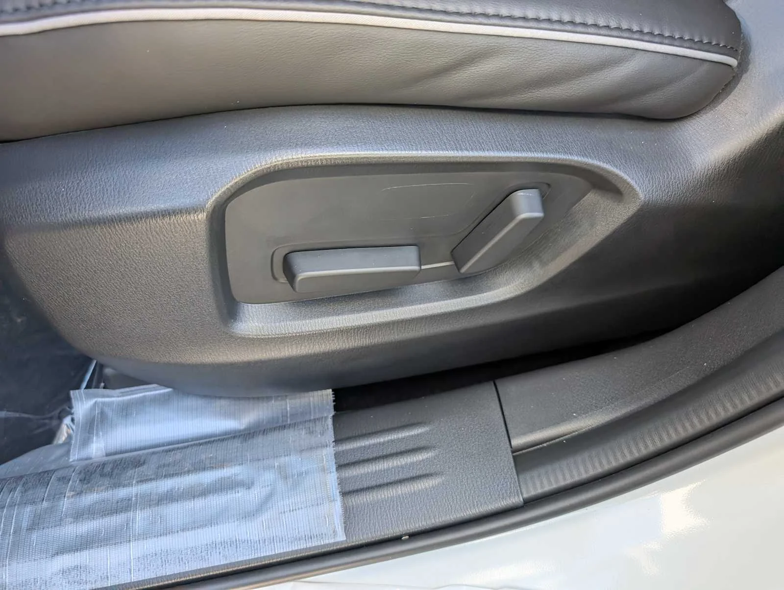 Used 2025 Rhodium White Metallic Mazda 2.5 S Select Package image 33