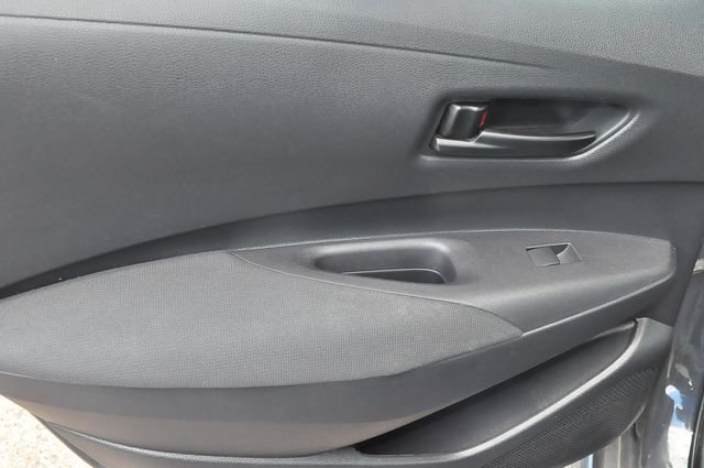 Used 2024  Toyota LE image 18