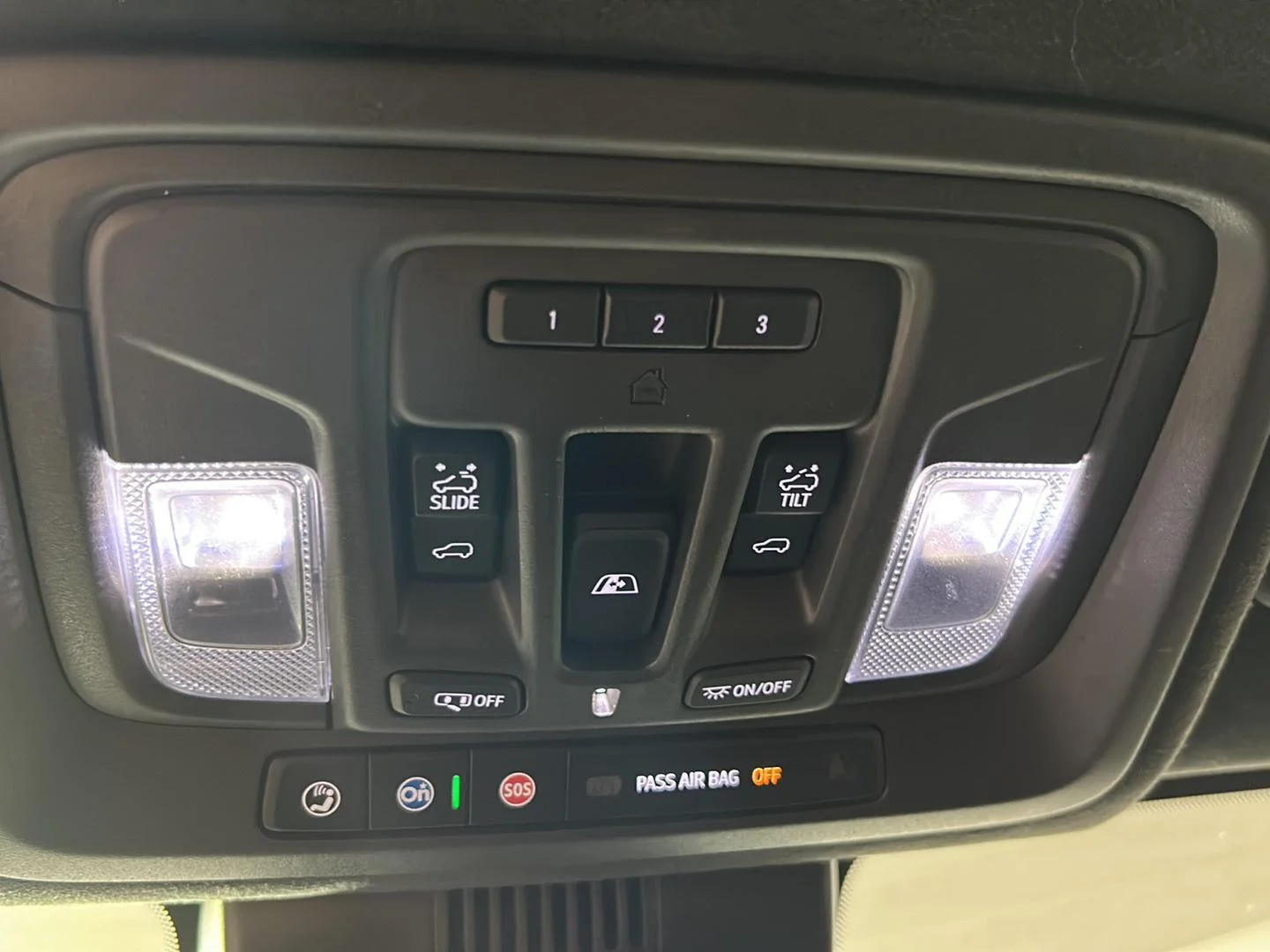 Used 2024 Onyx Black GMC Denali Ultimate image 39