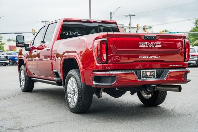 Used 2022 Cayenne Red GMC Denali image 5