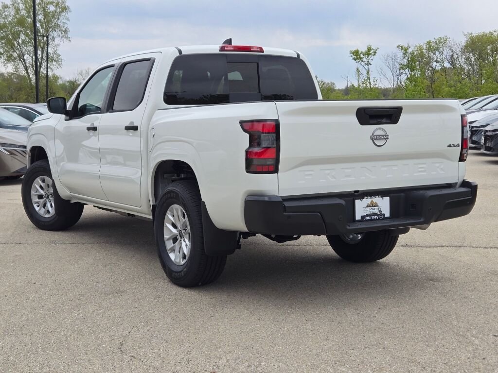 New 2026 Glacier White Nissan Crew Cab S image 12
