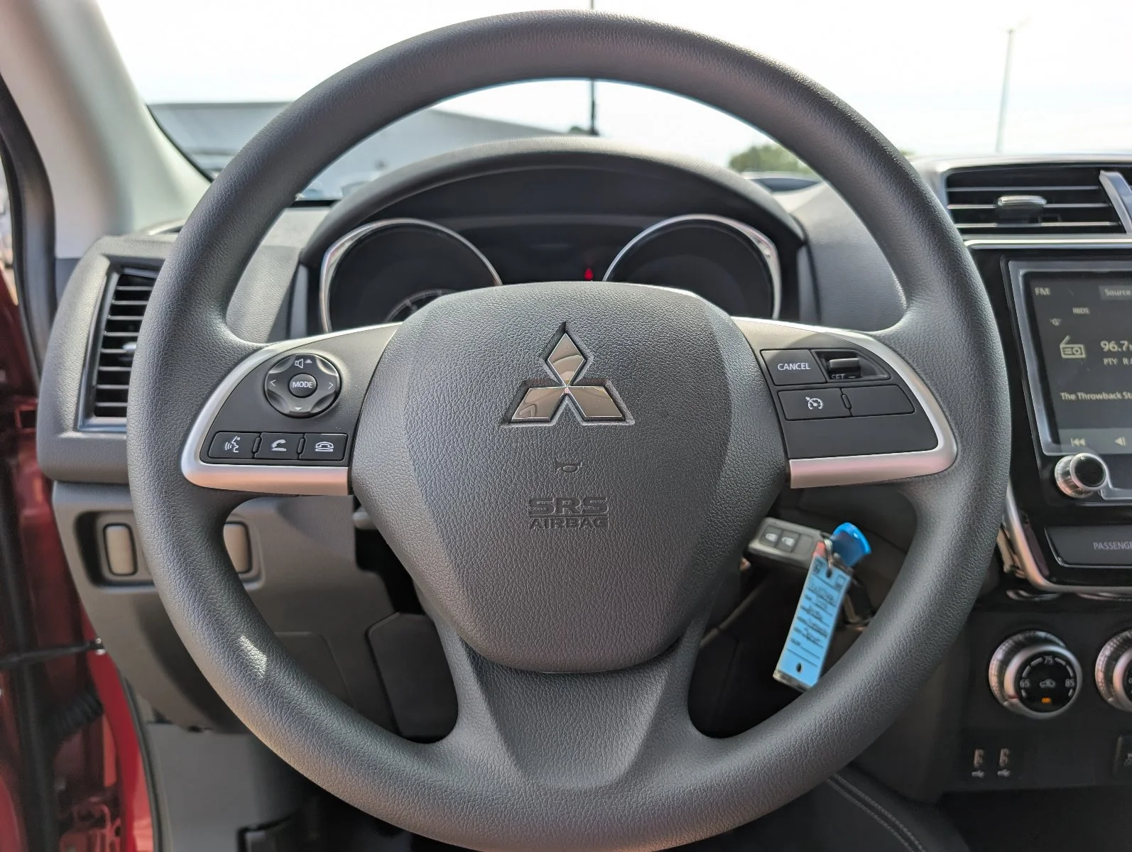New 2027  Mitsubishi 2.0 ES image 24