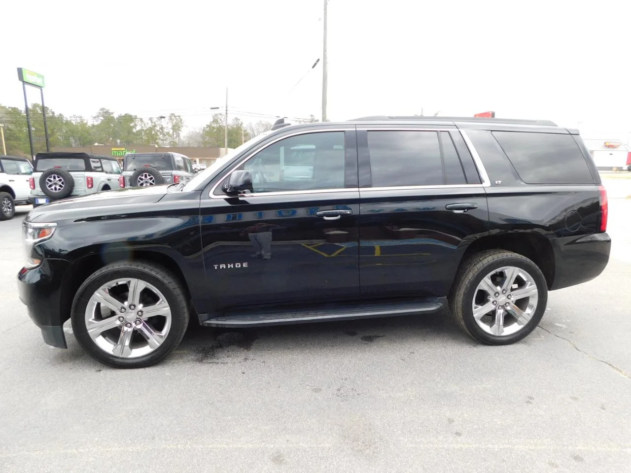 Used 2020 Black Chevrolet 2WD 4DR LT image 5