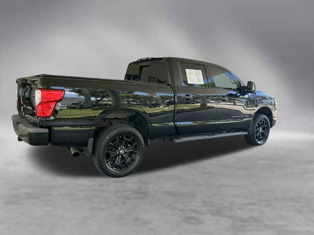 Used 2018 Black Nissan SV image 3