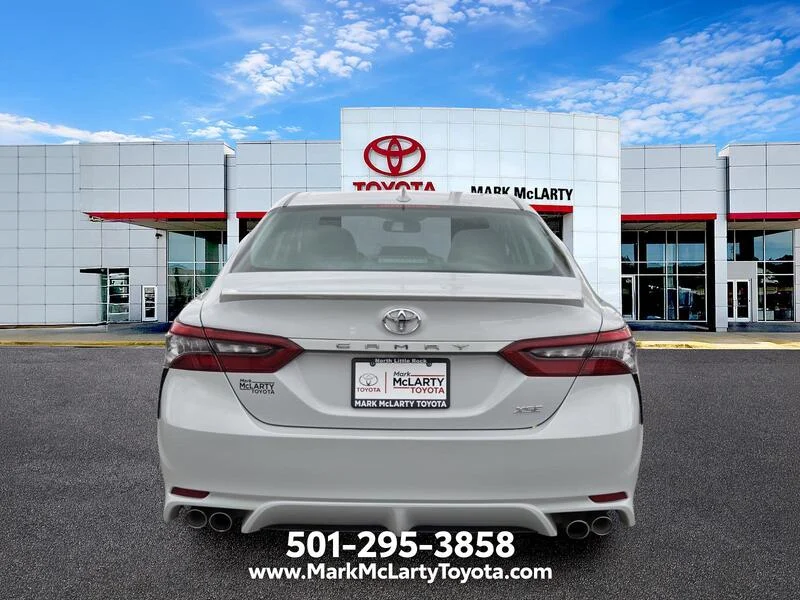 Used 2024 Ice Edge TOYOTA XSE AUTO image 4