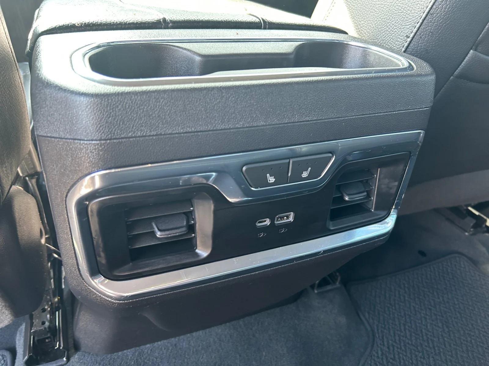 Used 2023 TITANTIUM RUSH GMC Denali Crew Cab image 19