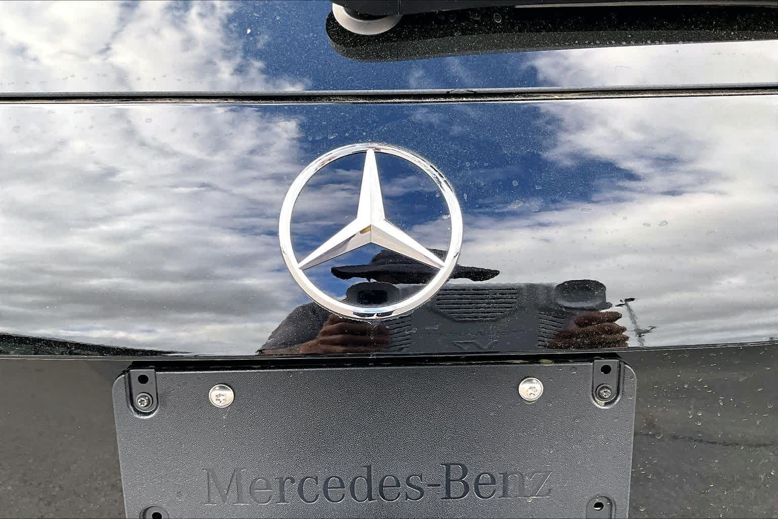 Certified Used 2025 Night Black Mercedes-Benz GLA 250 image 10