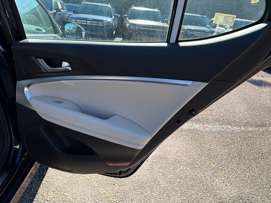 New 2026 Blue Genesis 2.5T image 16