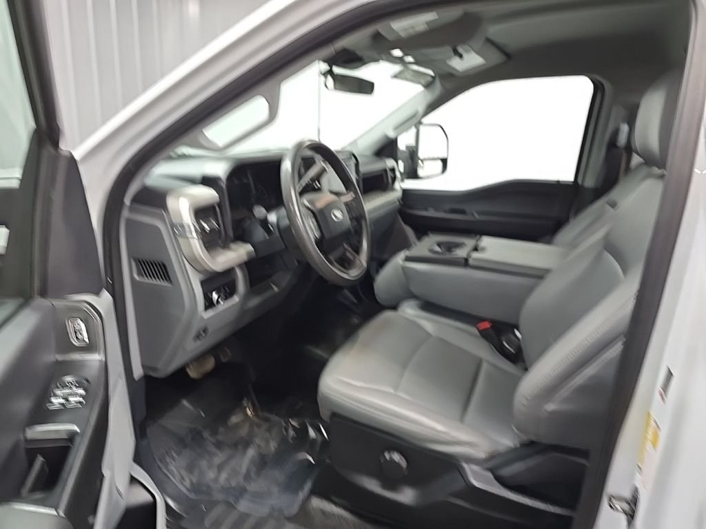 Used 2023 White Ford XL image 34