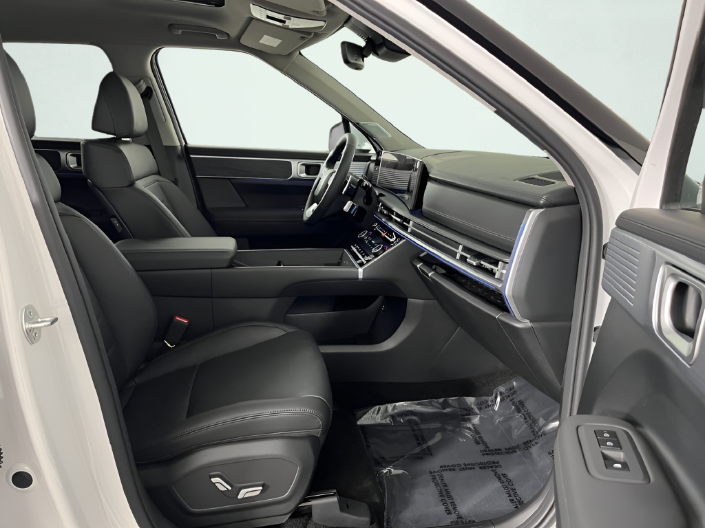 2026 Hyundai Santa Fe Limited - Photo 12