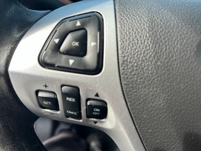 Used 2013 Gray Ford Limited image 22