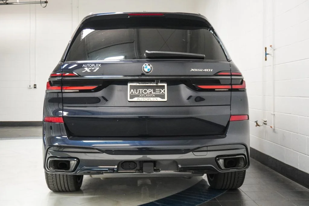 Used 2026 Black BMW xDrive40i image 38