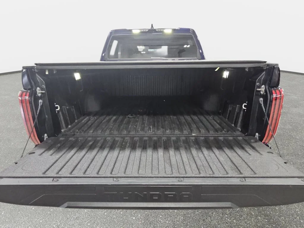 Used 2023  Toyota Platinum image 14