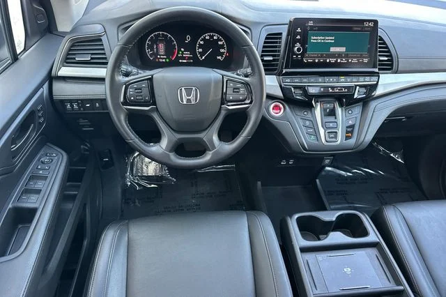 Used 2025  Honda EX-L image 16